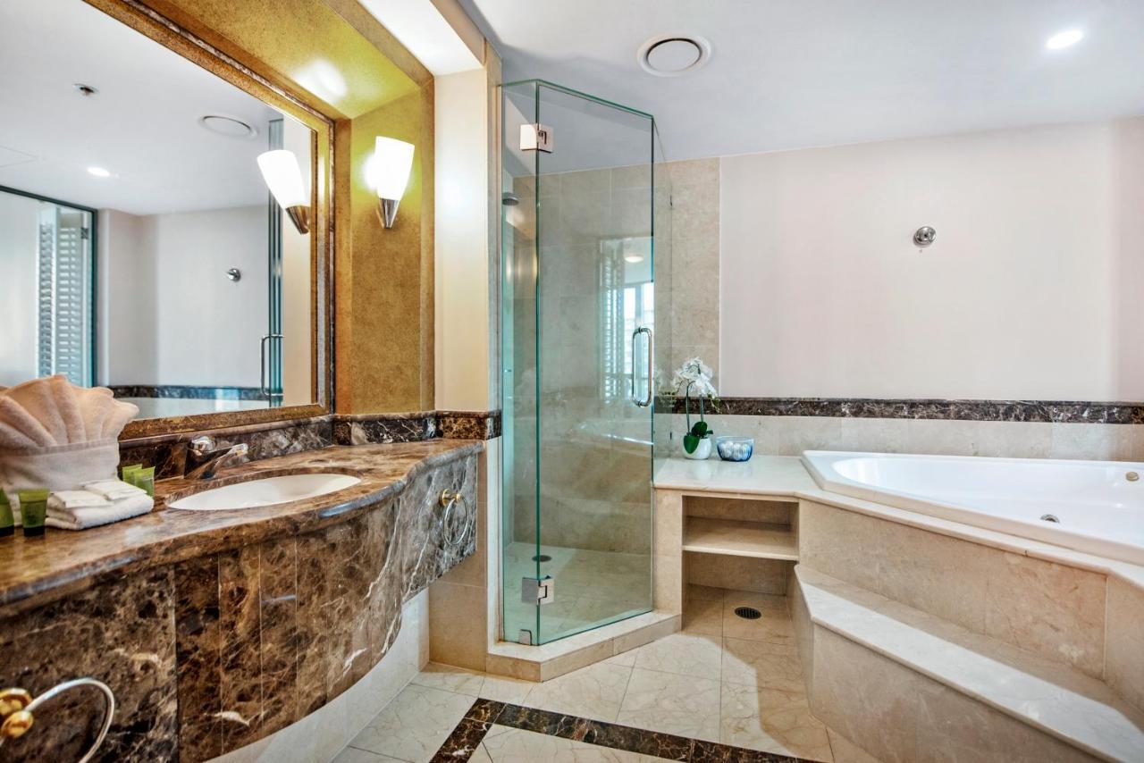 Legends 1 Bedroom Spa Suite - We Accommodate Голд-Кост Екстер'єр фото
